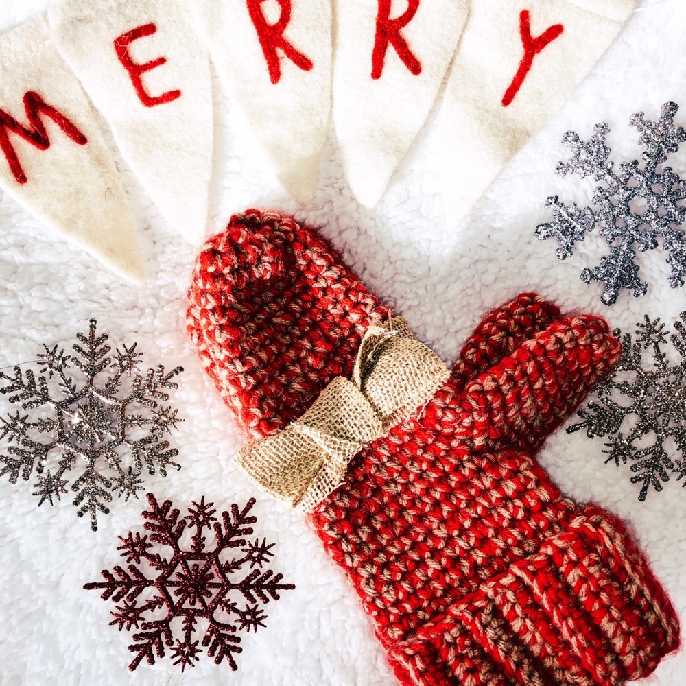Mittens - Picture 2 of 2